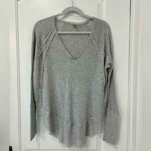 We The Free Light Gray Textured Top
